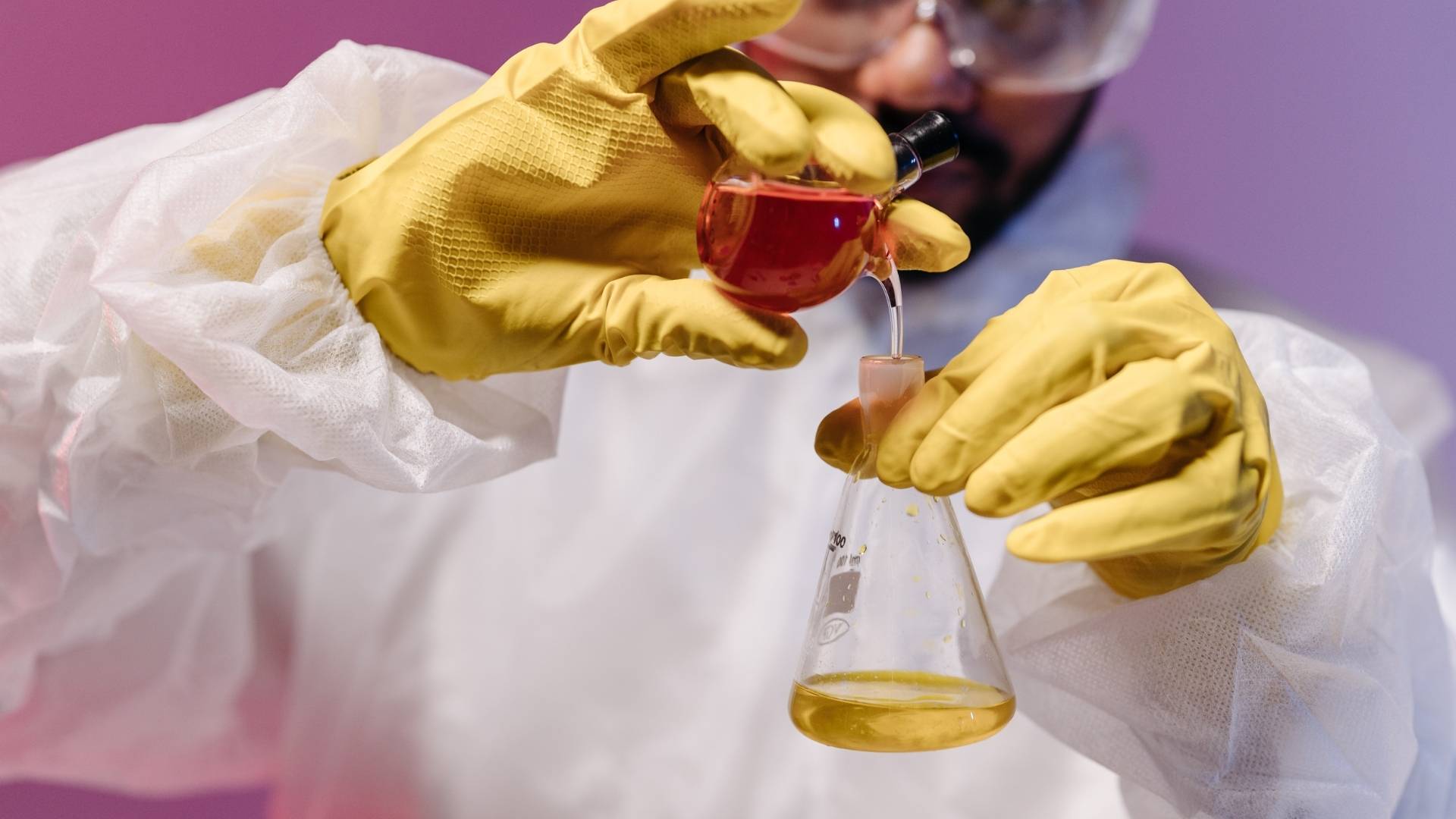 perbedaan sarung tangan latex dan nitrile