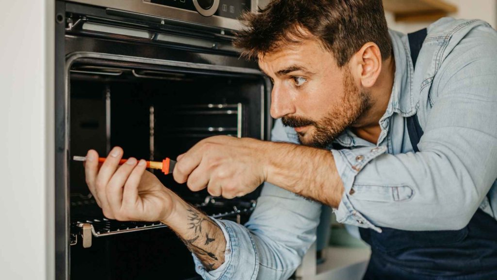 perbedaan obeng plus dan minus